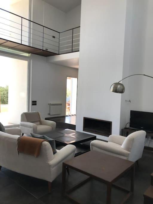 Cala Llombards Casa De La Luzヴィラ エクステリア 写真